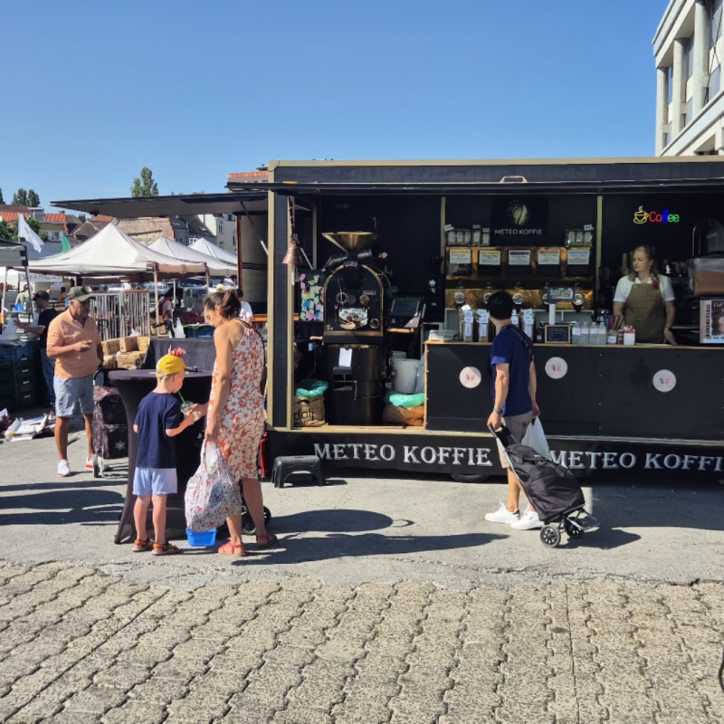 Cafea la piața doi boi — al treilea loc al diasporei